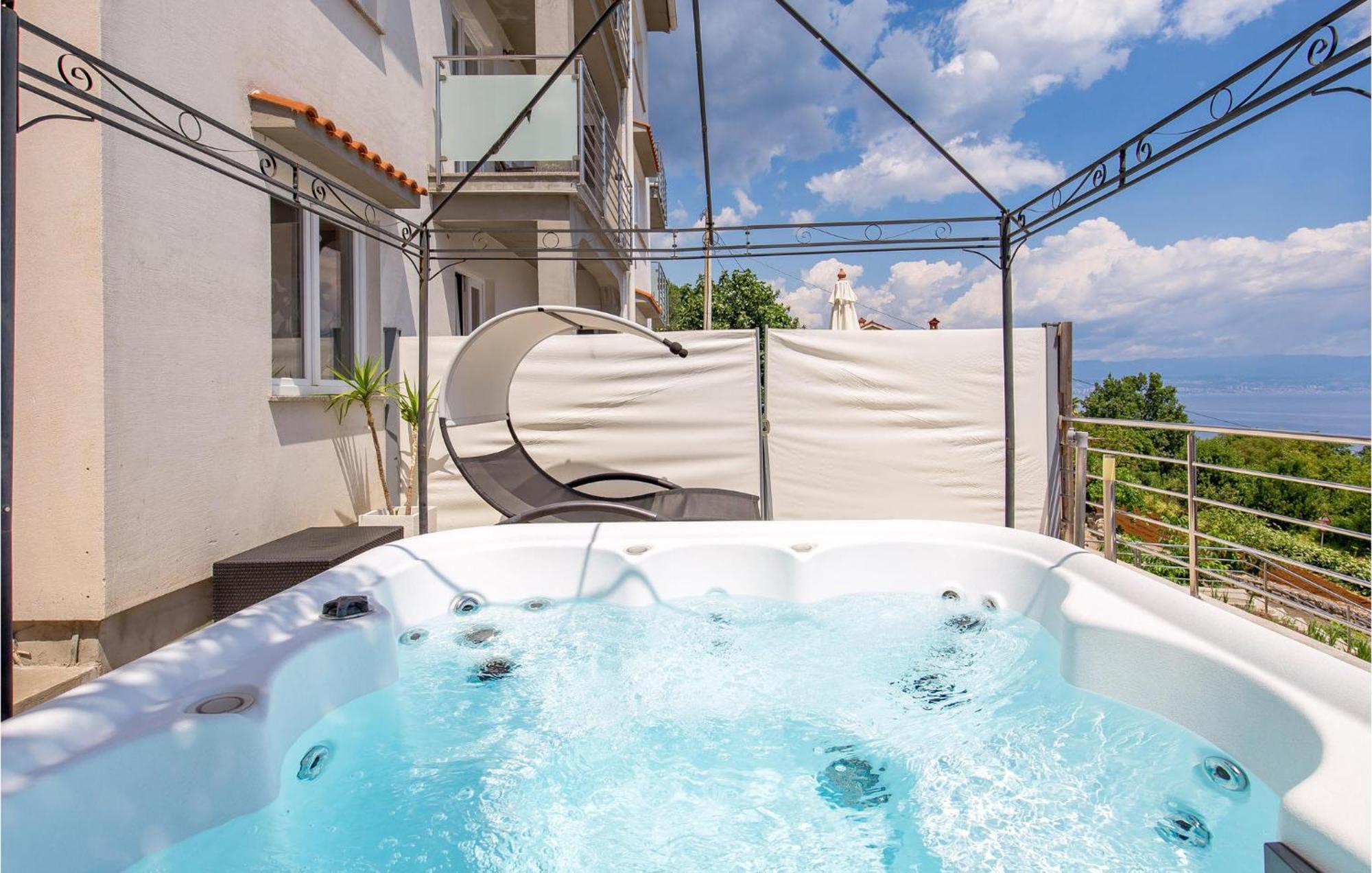 Stunning Apartment In Мощеничка-Драга Экстерьер фото